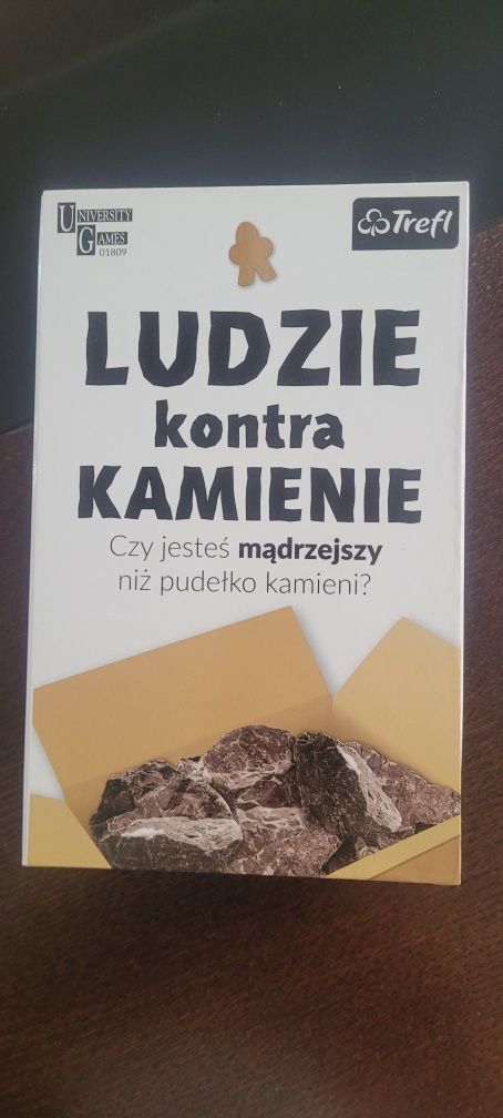 Ludzie kontra kamienie