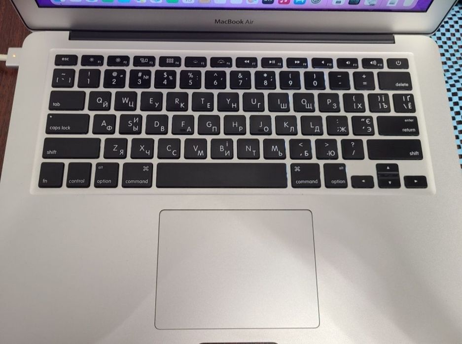 Macbook Air 6.2 2013 a1466 13,3 Intel Core i7/8/128.
