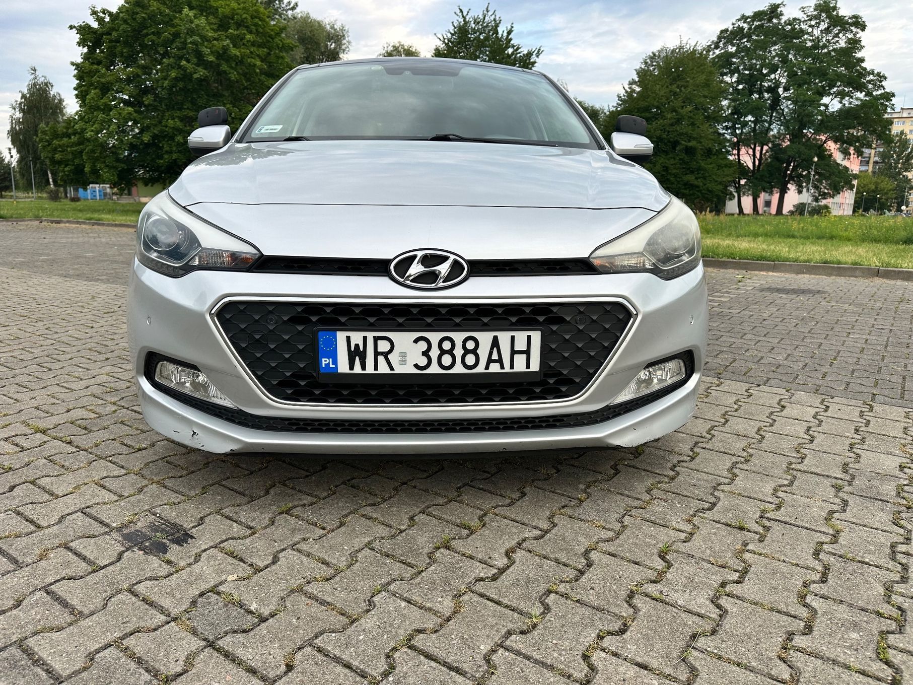 Hyundai i20 Hyunday i20 z małym przebiegiem i instalacją gazową , panorama dach