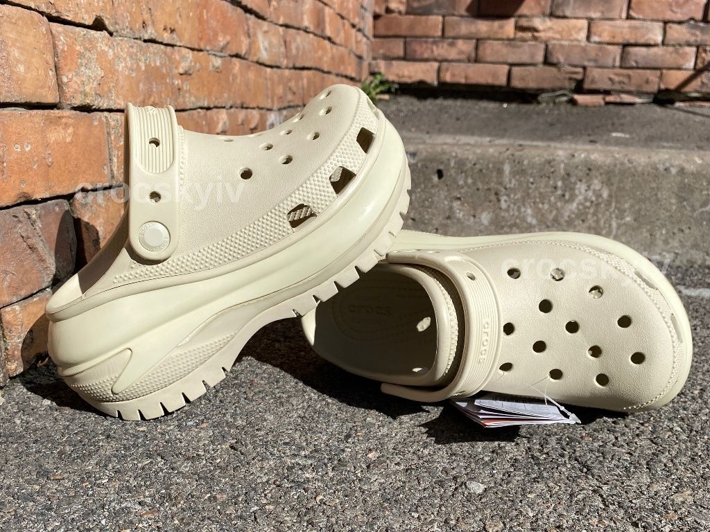 Crocs Mega Crush Clog Жіночі Крокс Мега Краш