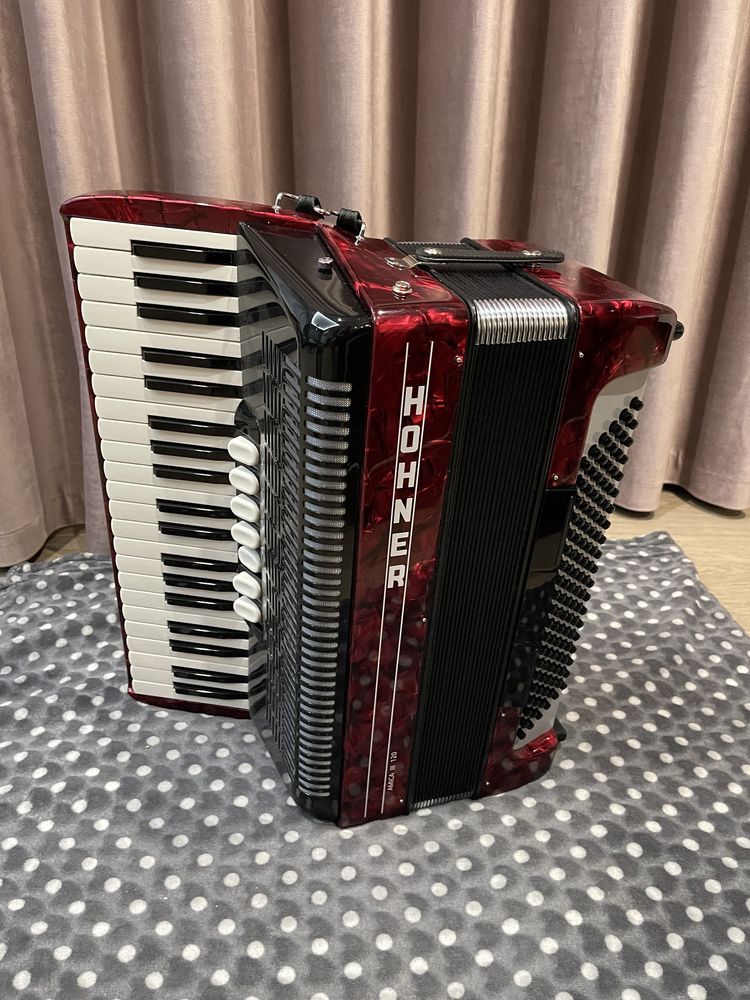 Akordeon Hohner Amica III 120 basów