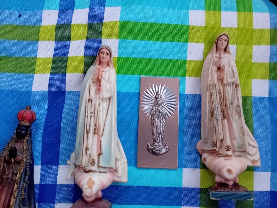 Conjunto de Figuras Religiosas