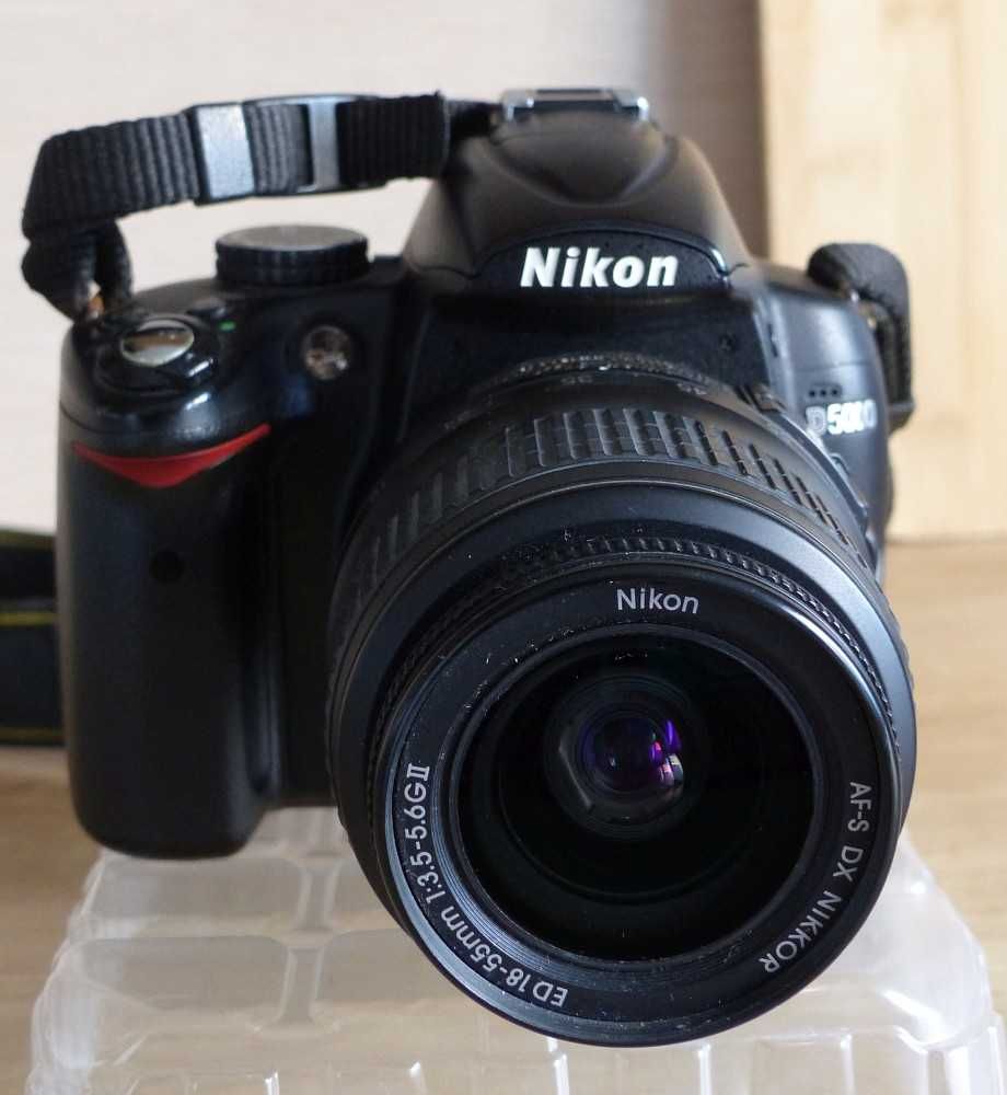 Nikon D5000, 2 obiektywy, torba