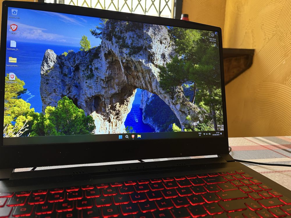 MSI Katana GF66 - Laptop Gamer
