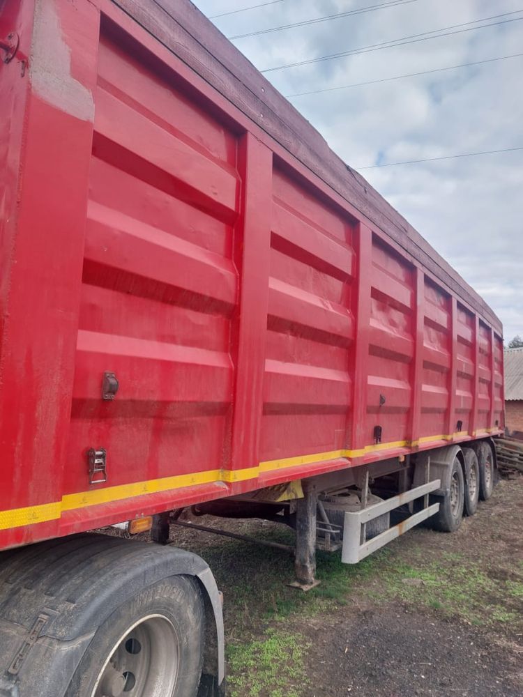 Прицем Bodex Kis 3WS