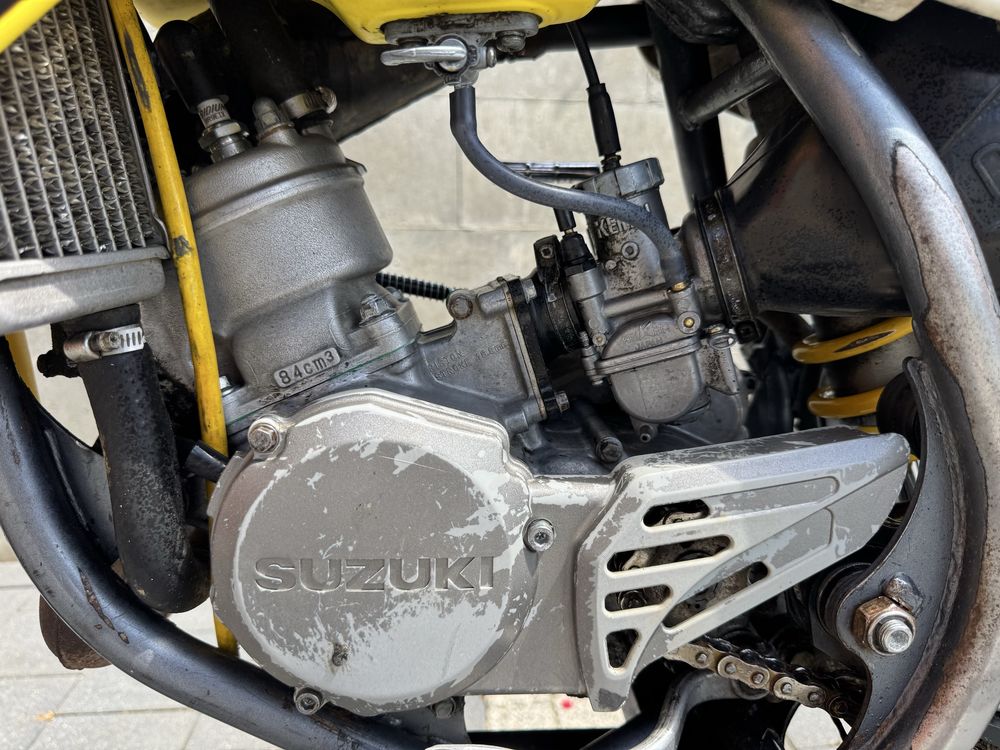 Piękna Suzuki RM 85 (cr sx yz kx tc)