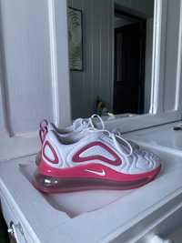 Nike Airmax 720 buty sportowe