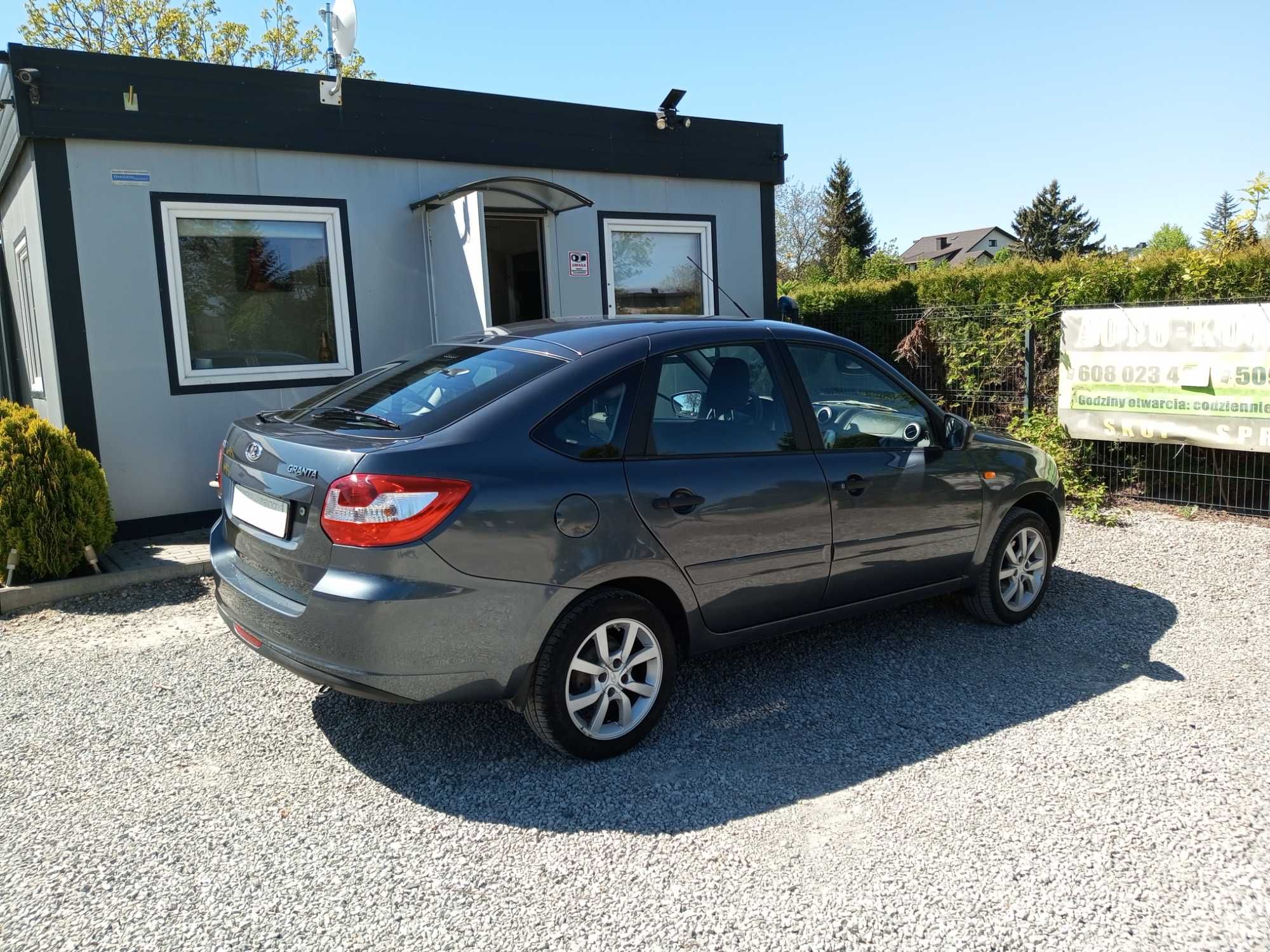 Lada Granta 1.6 Benzyna 98 KM