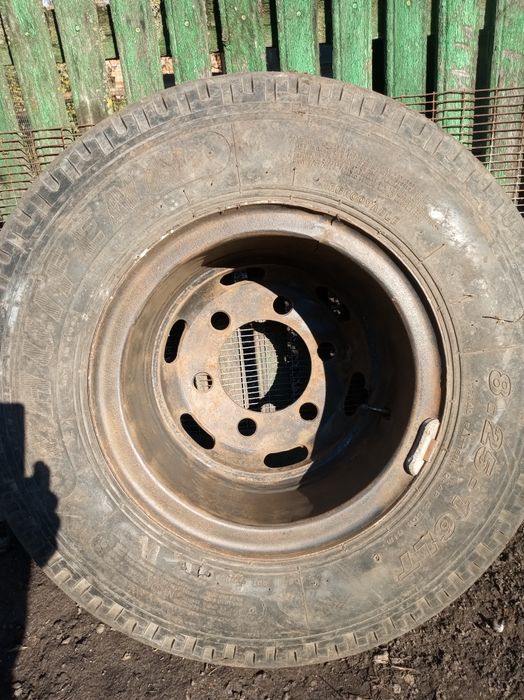 Колесо на грузовий автомобіль Богдан