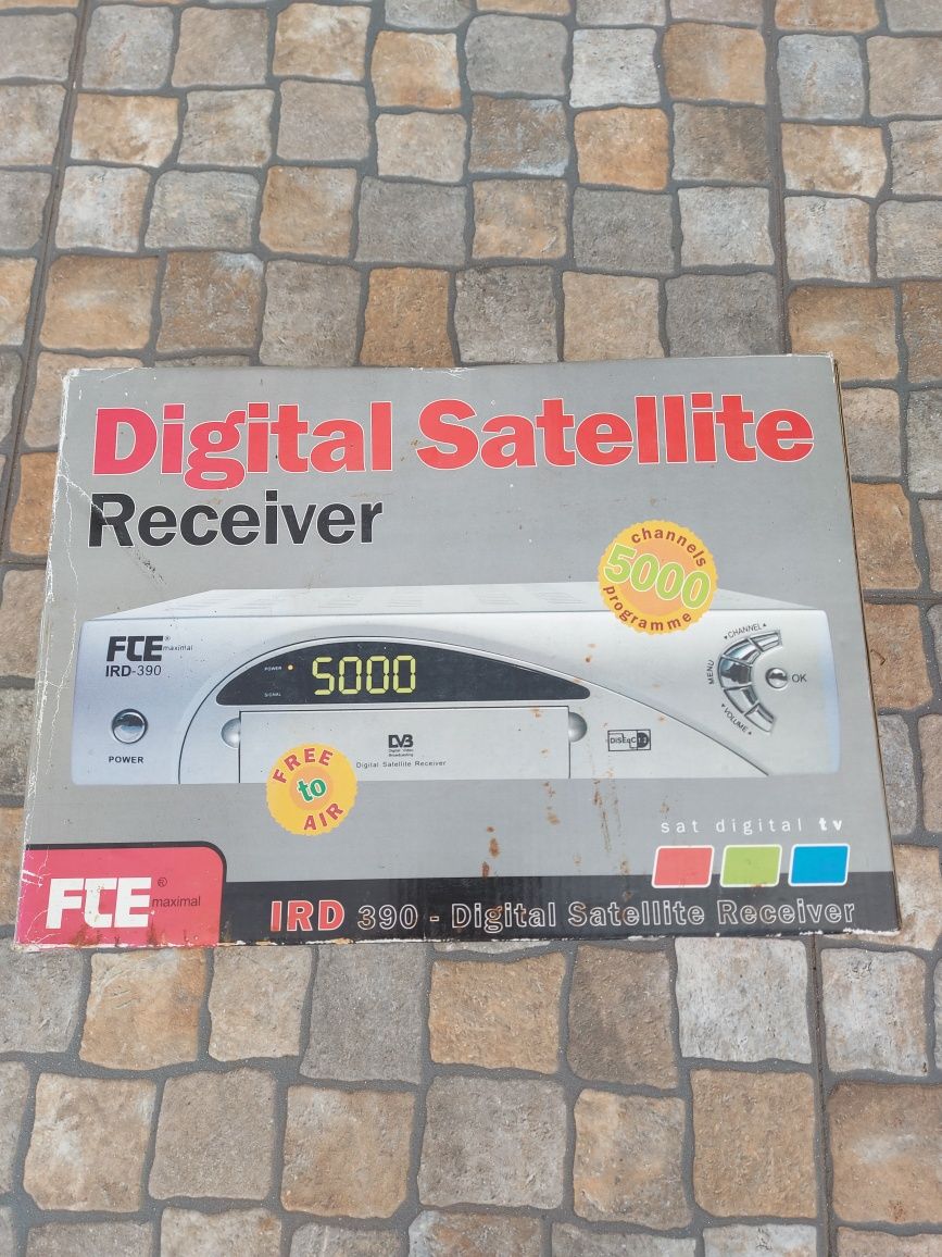 Digital Satellite receiver - receptor satelite