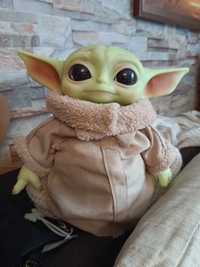 Baby Yoda maskotka