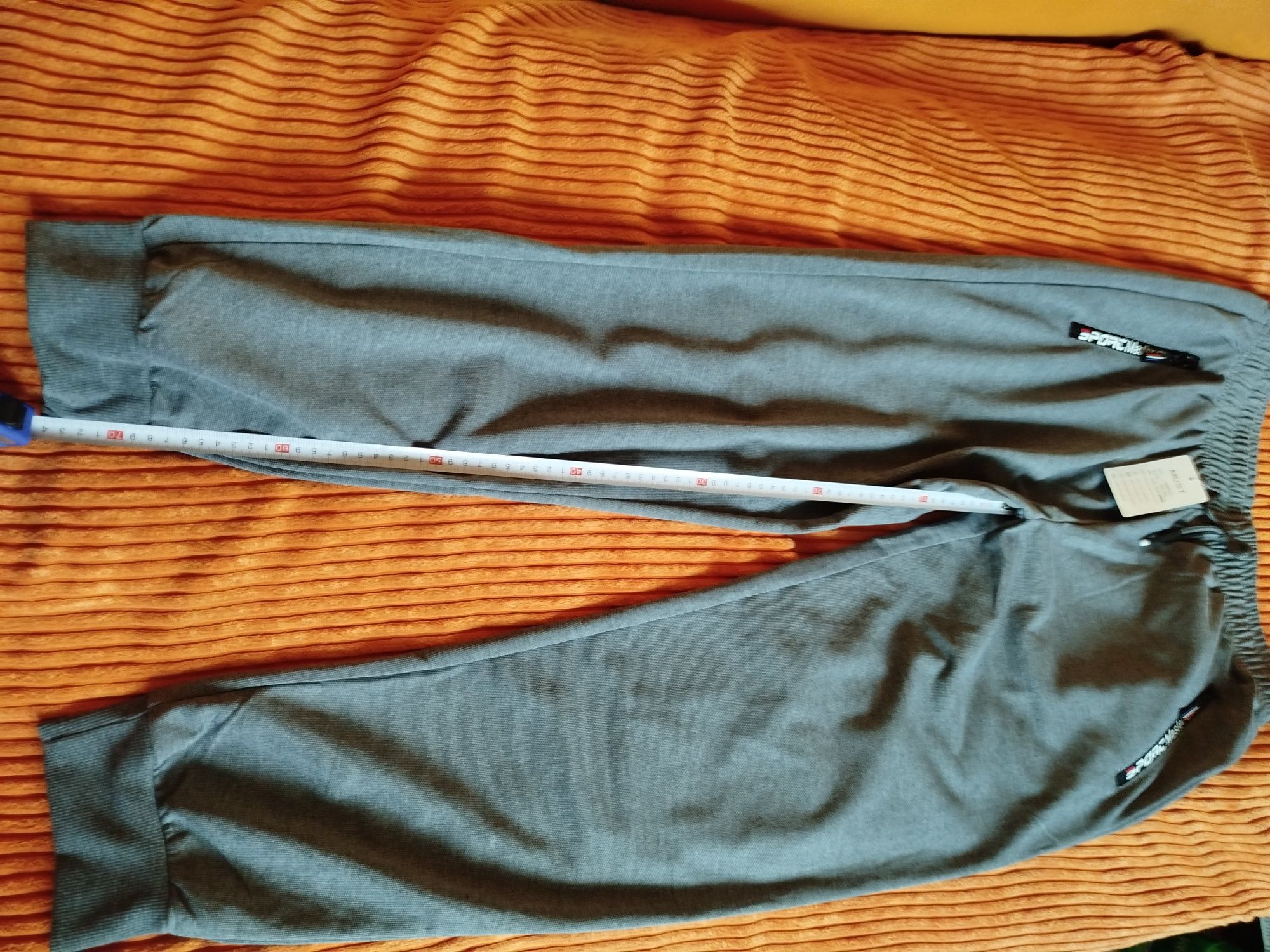 Spodnie dresowe nowe