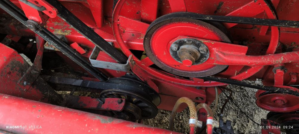 Massey Ferguson MF-16