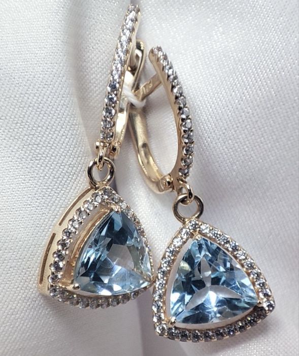 #сережки# золото 585# длина 2,9 см# топаз# цирконий#