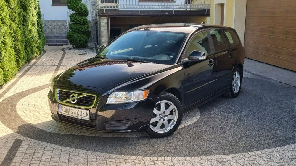 Volvo V50 Lift - Navi - 114KM - Serwis - 6 Biegów -GWARANCJA- Zakup Door To Door
