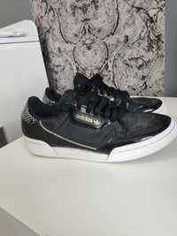 Buty adidasy firmy Adidas  czarno złote39/40 biała podeszwa sznurowane