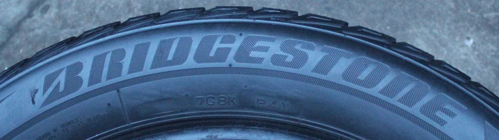 Зимові шини, зимова резина 205/55/R16 Bridgestone Blizzak LM 32