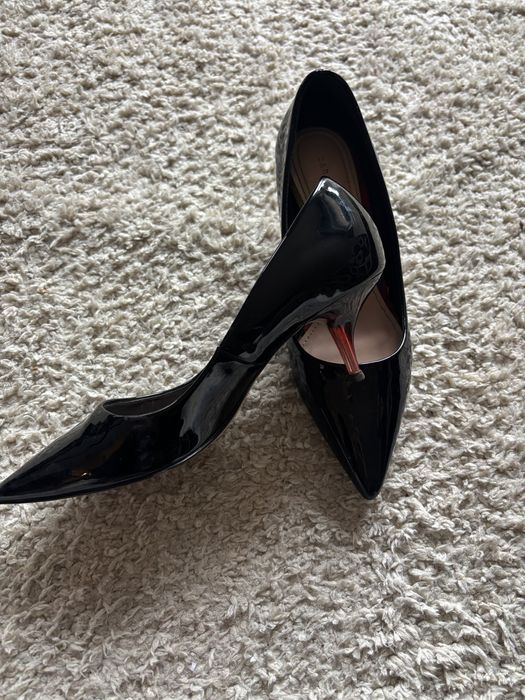 Piekne szpileczki czarne