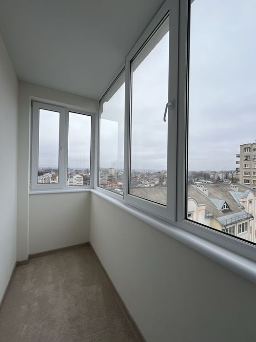 Продається простора 3 кім. пл.105 м2. Постанови.