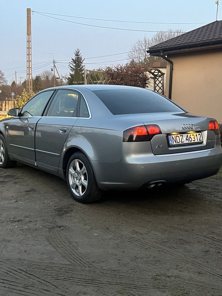 Audi A4B7 uszkodzone blacharsko