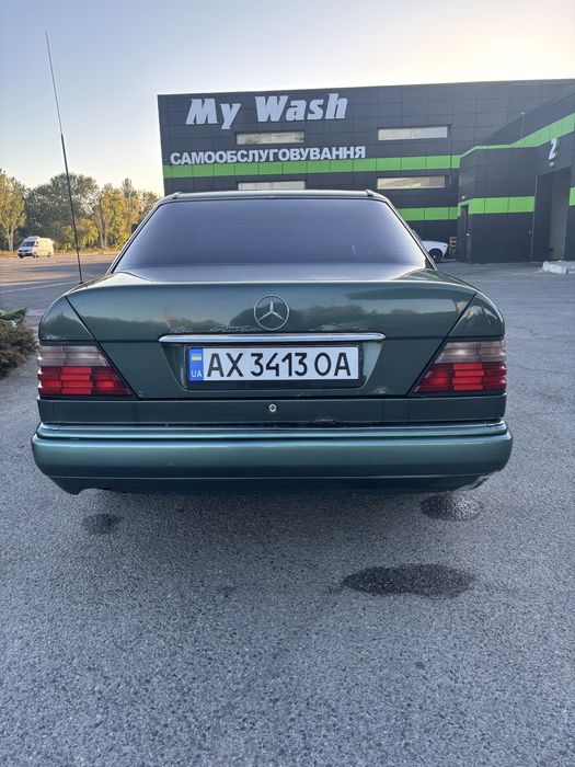 Продам mersedes W124 2.2AT