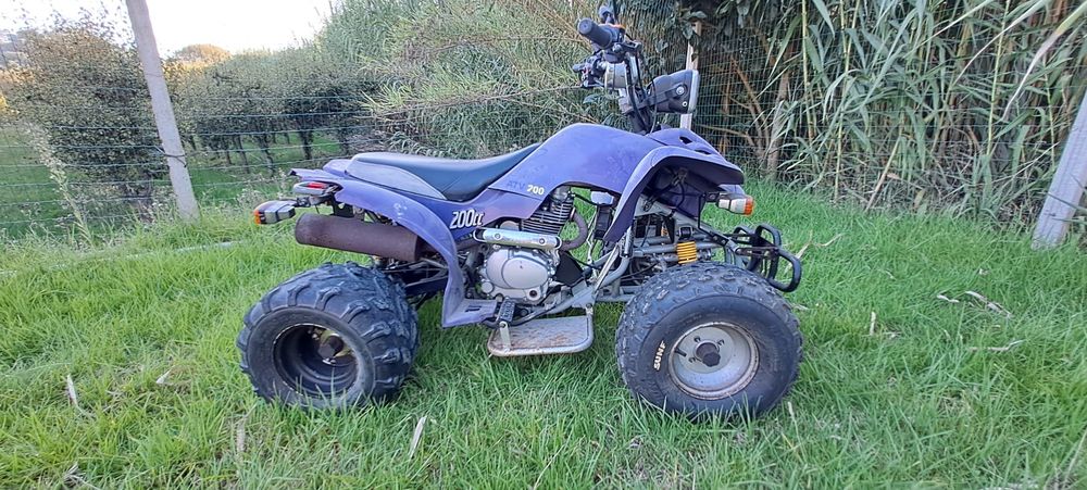 Moto 4x4 AtV 200
