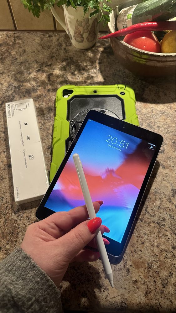 Tablet iPad Apple Retina - super stan