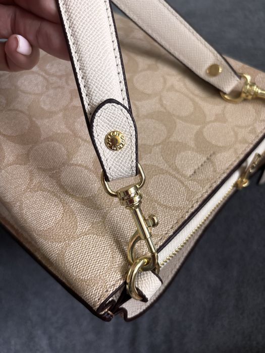 Женская сумка коуч Coach  Town Bucket Bag