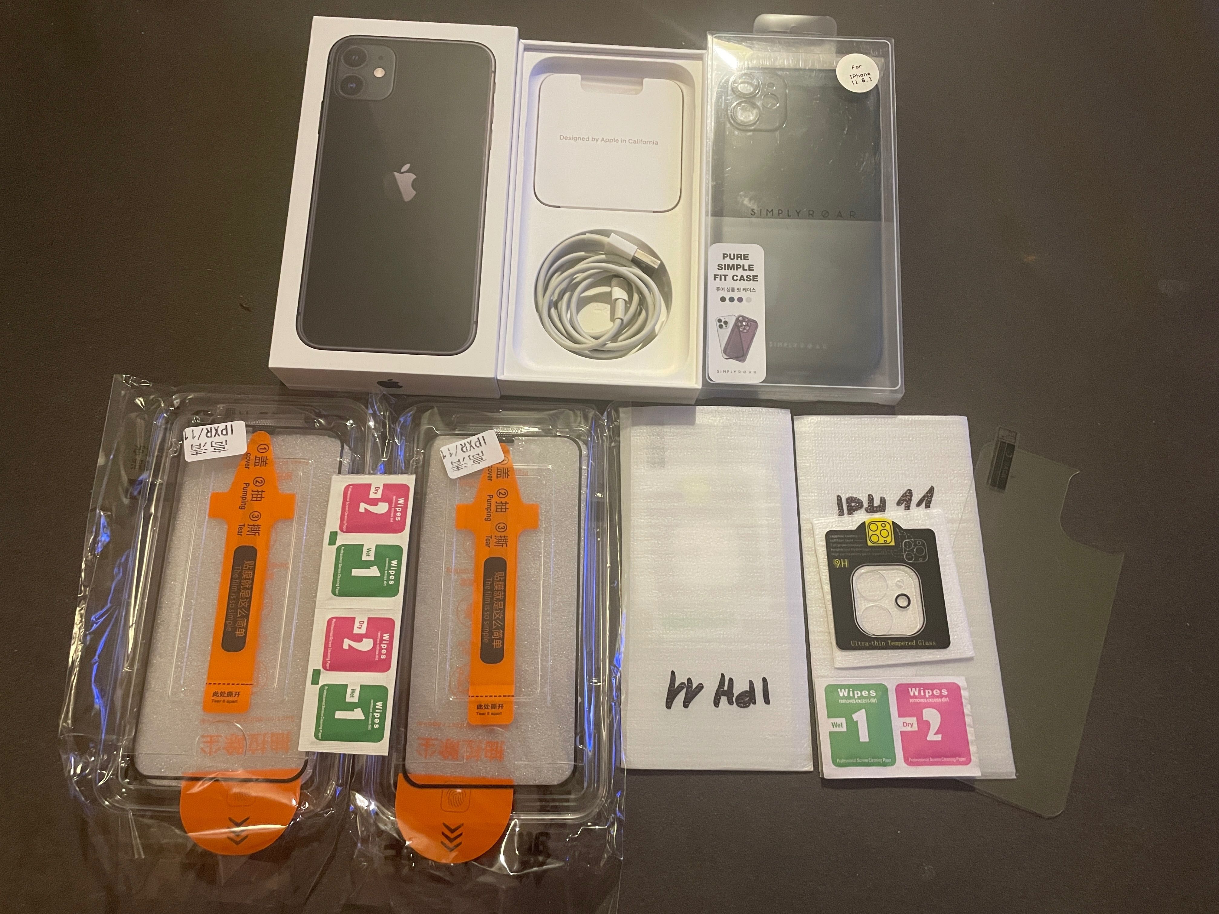 Zestaw do iPhone 11 pudełko kabel, etui, szkło na przód, tył i aparaty