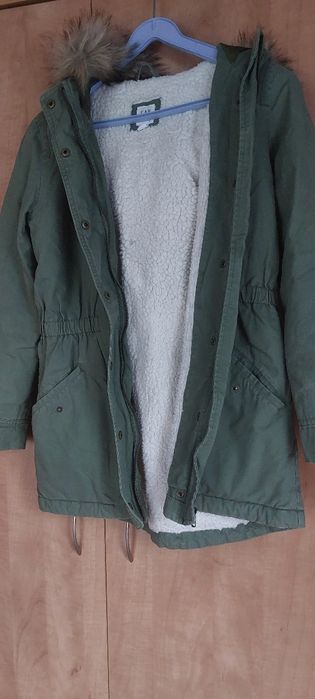 Kurteczka zimowa  GAP 134-140cm