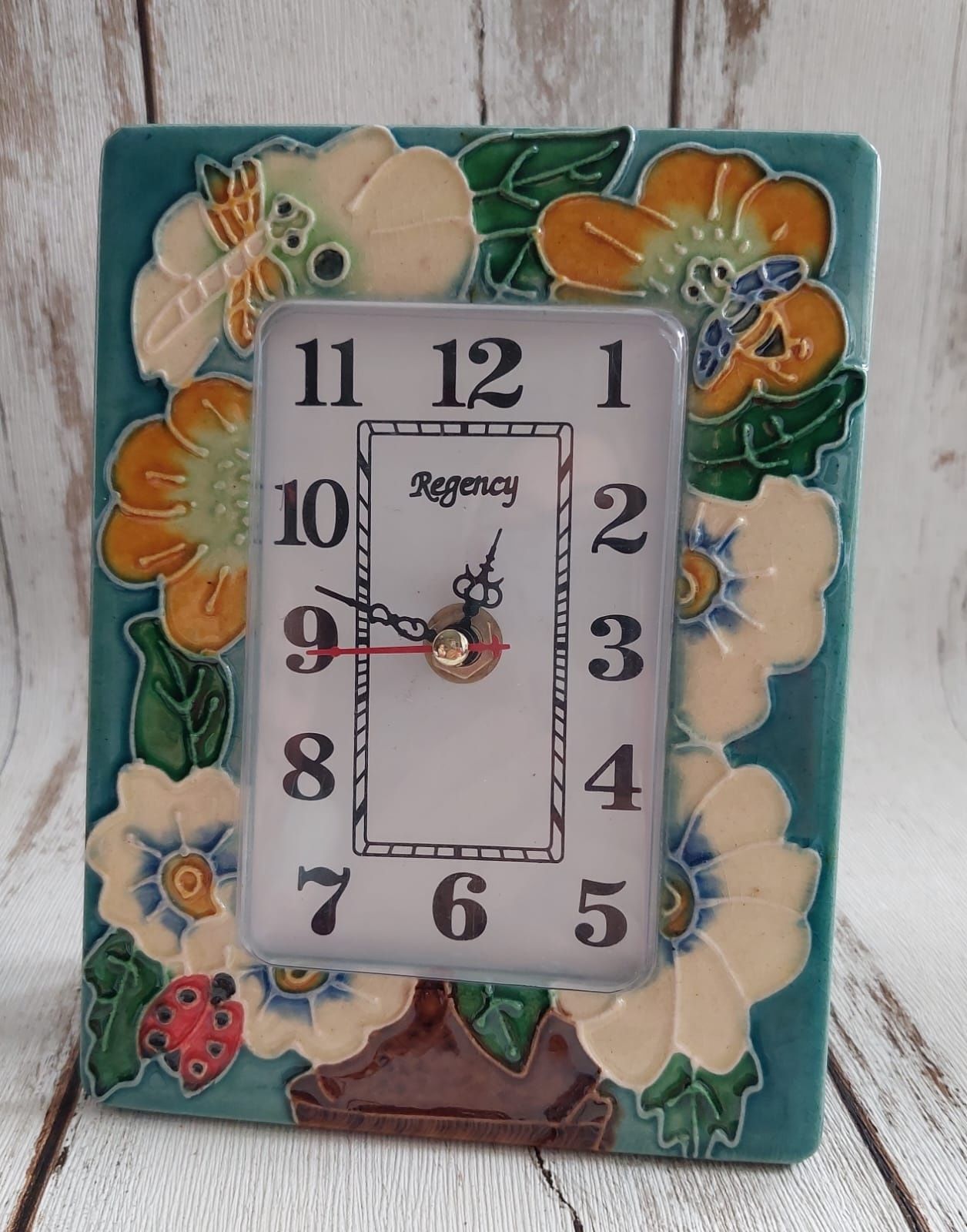 Regency Fine Arts efektowny zegar w ceramicznej, ręcznie zdobionej ram