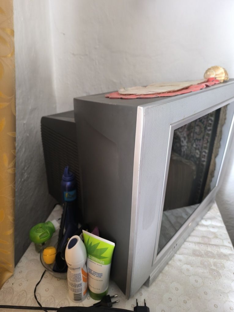 Продам телевізори