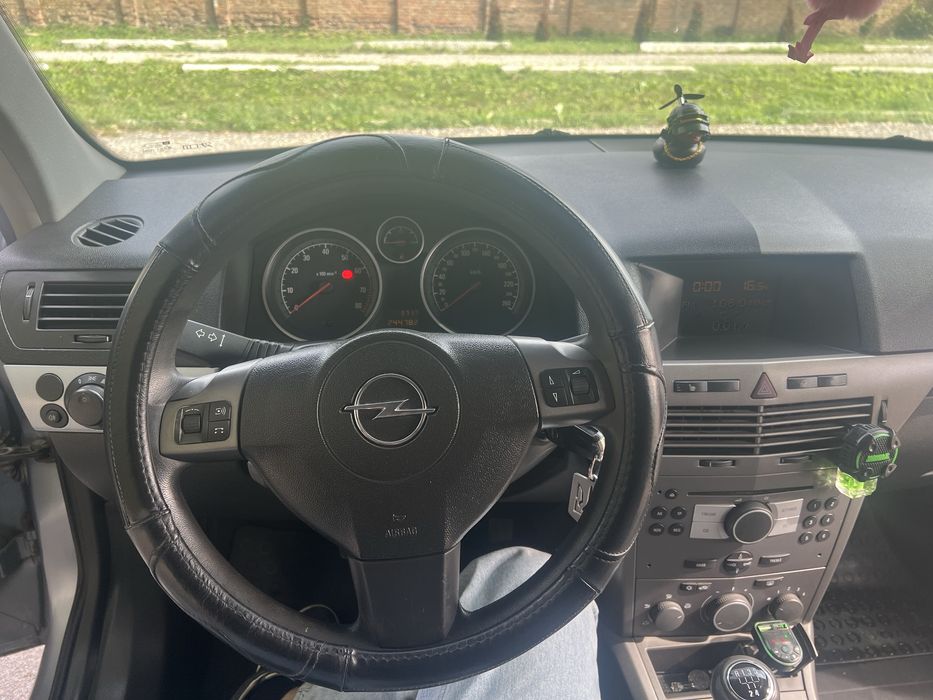 Opel Astra H, 1.6 бенз, 2005