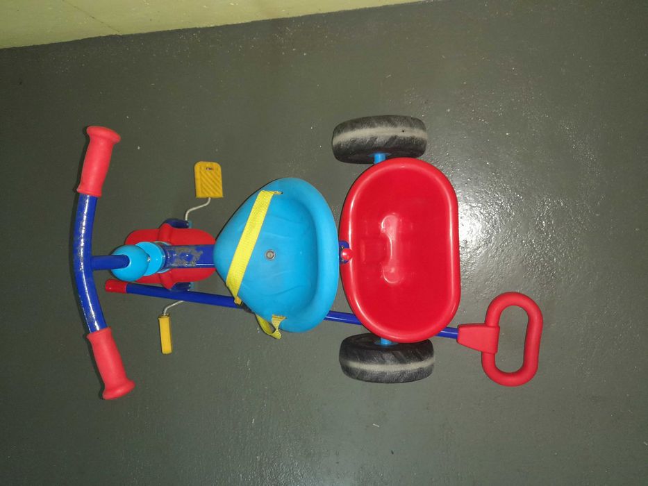 Triciclo de bebé