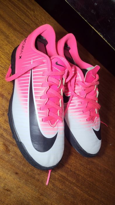 Nike MERCURIAL VORTEX бутси, сороконіжки 36.5