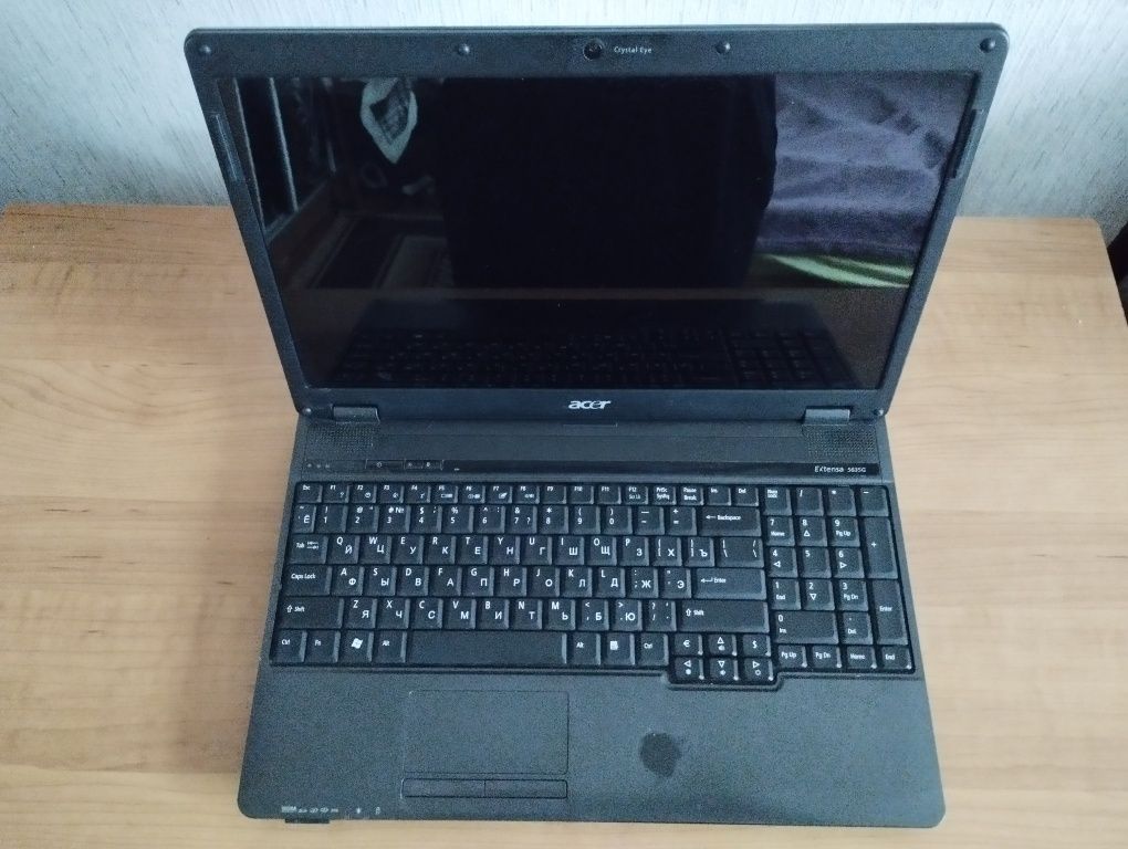 Ноутбук ACER 5635G 4 GB, T 4400 300 GB.