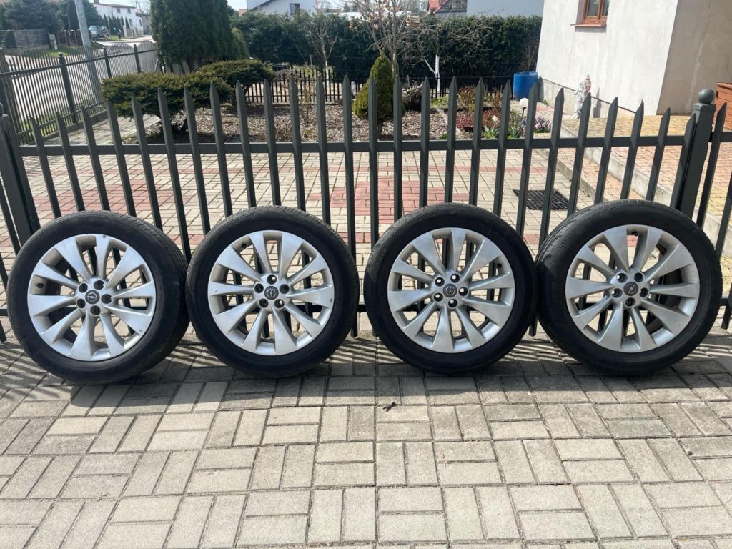Sprzedam felgi do Opla Mokka