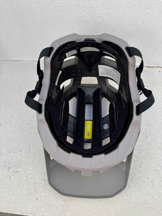 Capacete POC Kortal Race Mips Tamanho L+ kit de esponjas extra