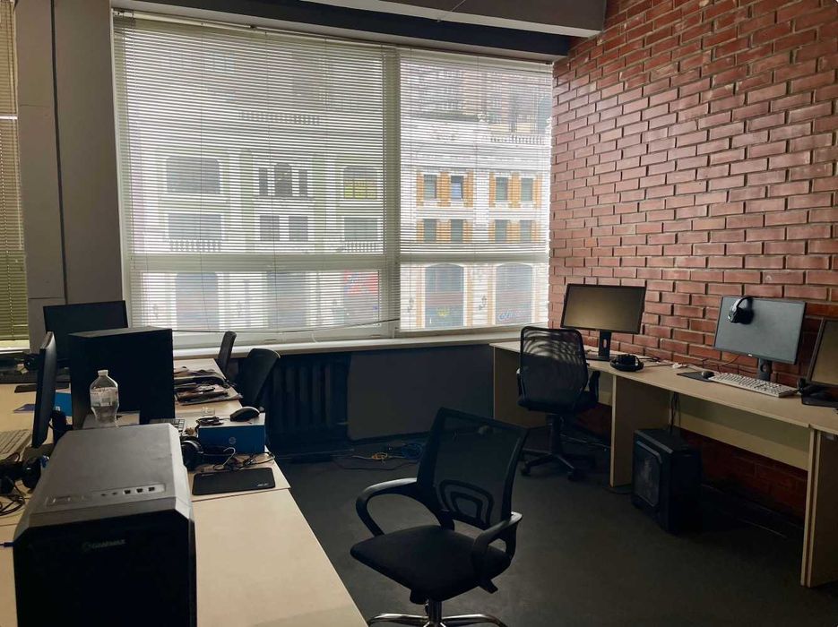 Оренда студії/офісу 30-500 м² Глибочицька 29-31, резервне живлення