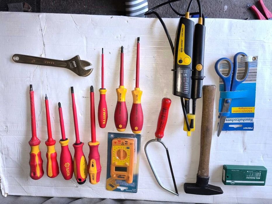 Engelbert Strauss Walizka narzędziowa na kółkach+ narzędzia