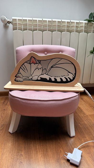 Lampa unky kot szary