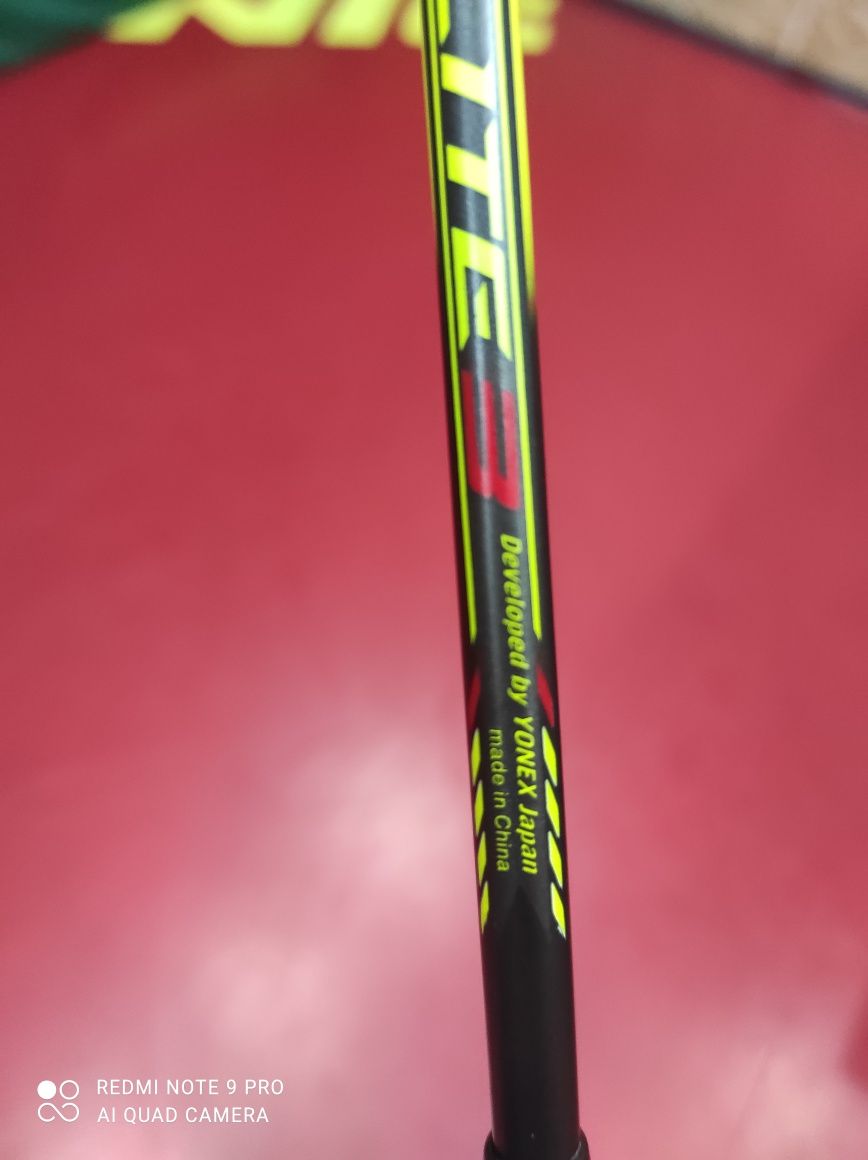 Ракетка для бадминтон YONEX