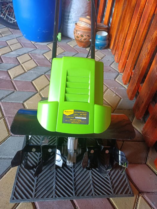 Закультивирую участок земли