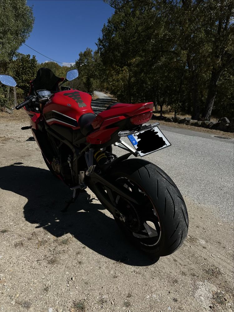 Vendo CBR 650R 2021