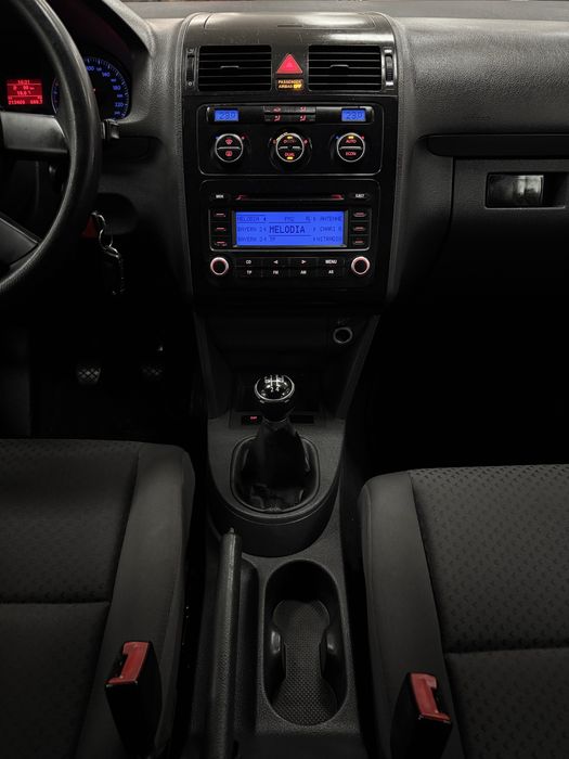 Volkswagen Touran 1.6МРi 8V 5МКПП 2006 р.в. (102 к.с.)