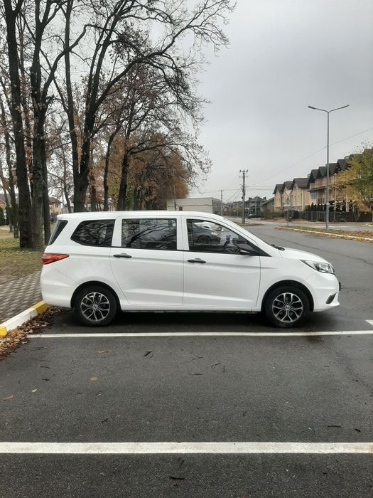 Продається авто Changan Auchan A600EV