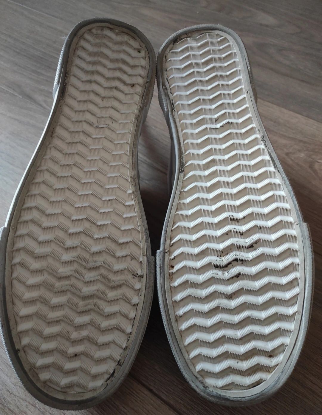Trampki sneakersy na grubej podeszwie Reserved