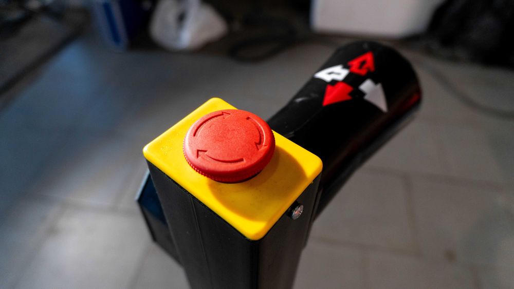 Вантажний шиномонтажний верстат Well Kraft 8910