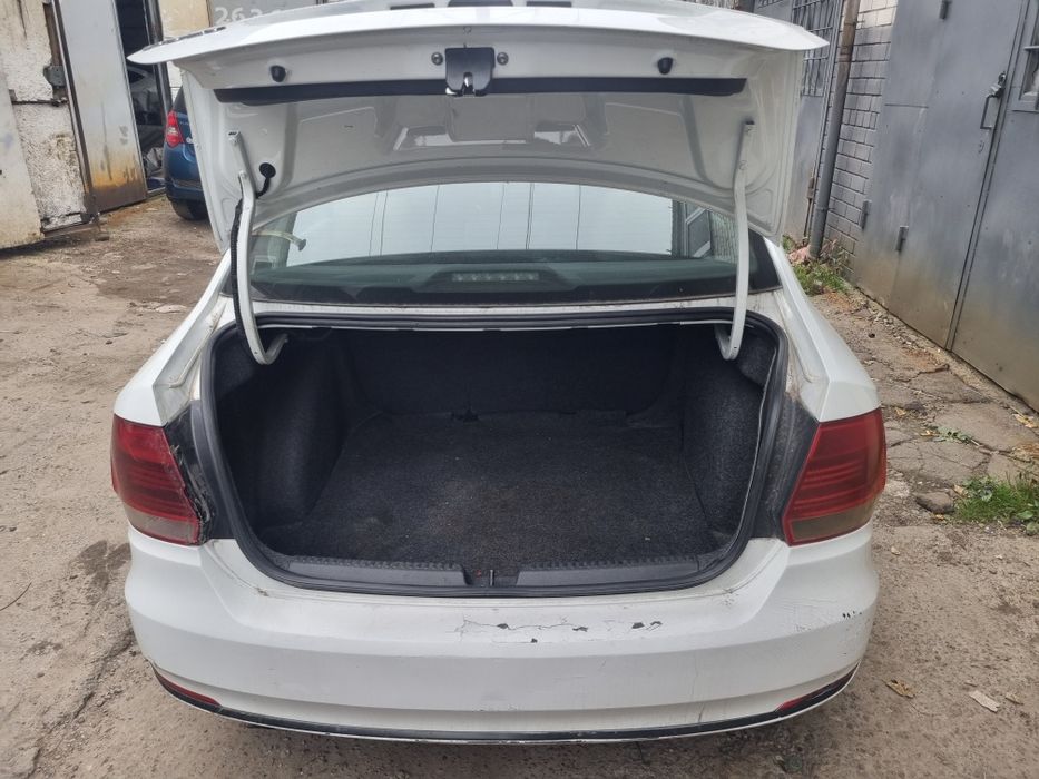 Volkswagen Polo Sedan 2017 1.6 MPI