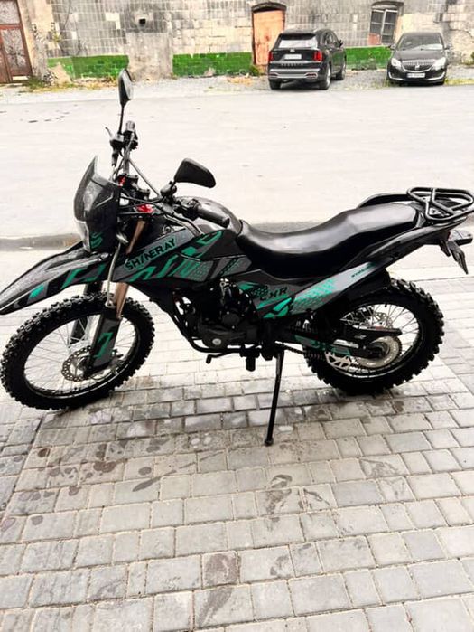 Мотоцикл в дуже гарному стані брався новий з магазіна